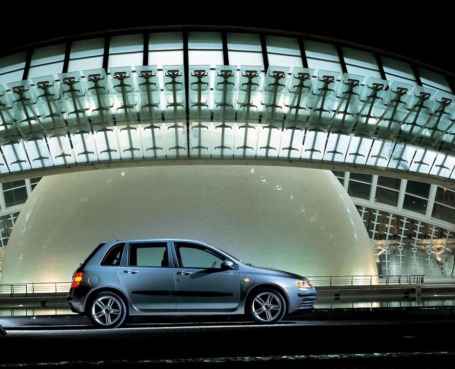  Fiat Stilo 2002 года  (фото 114 из 177)